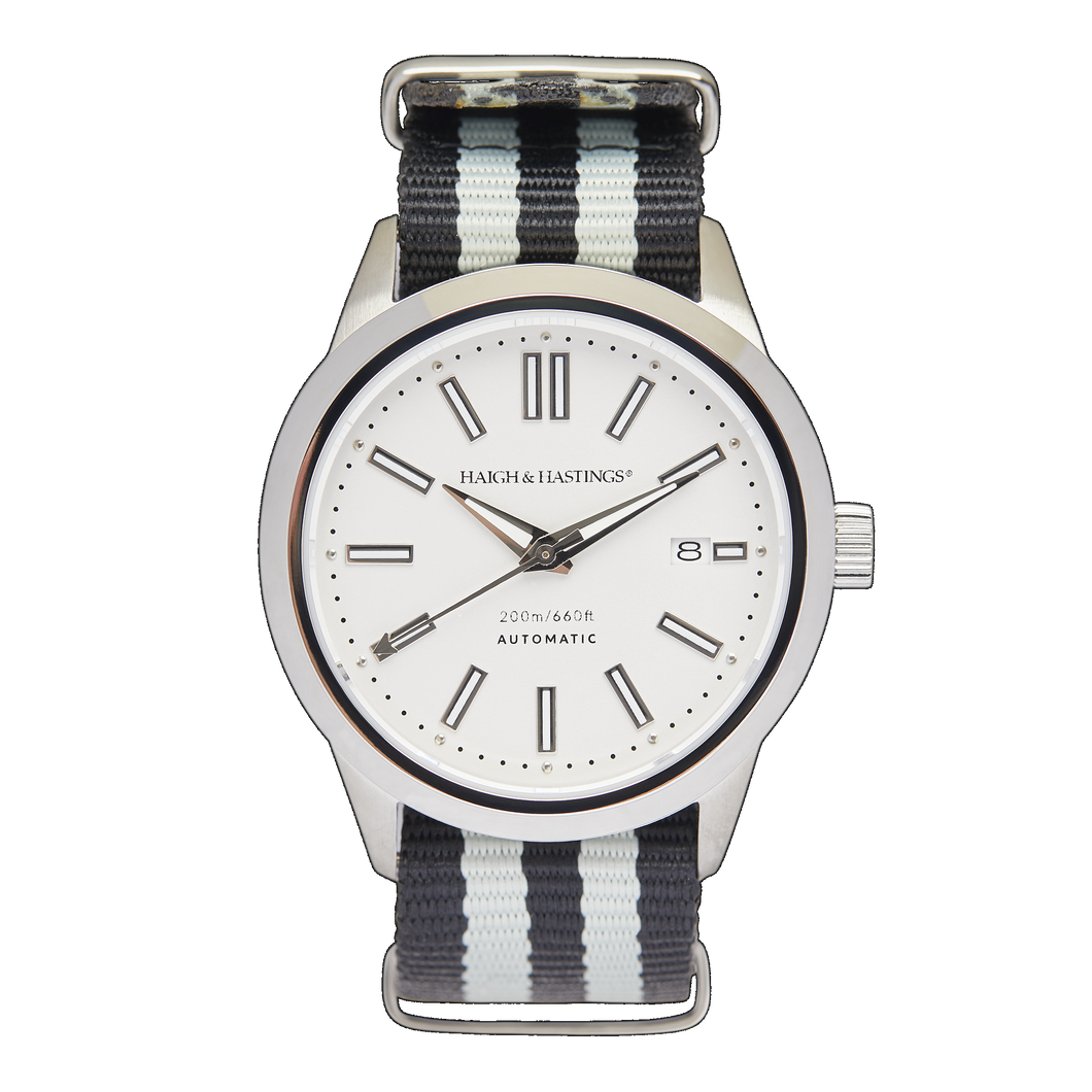 Classic - White/Black